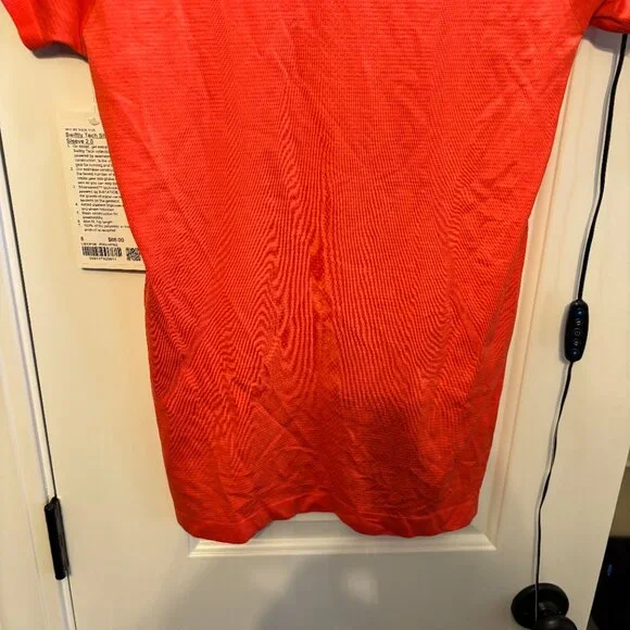 NWT Lululemon Women's Size 8 Swiftly Tech Short Sleeve 2.0 Top - Picture 9 of 10